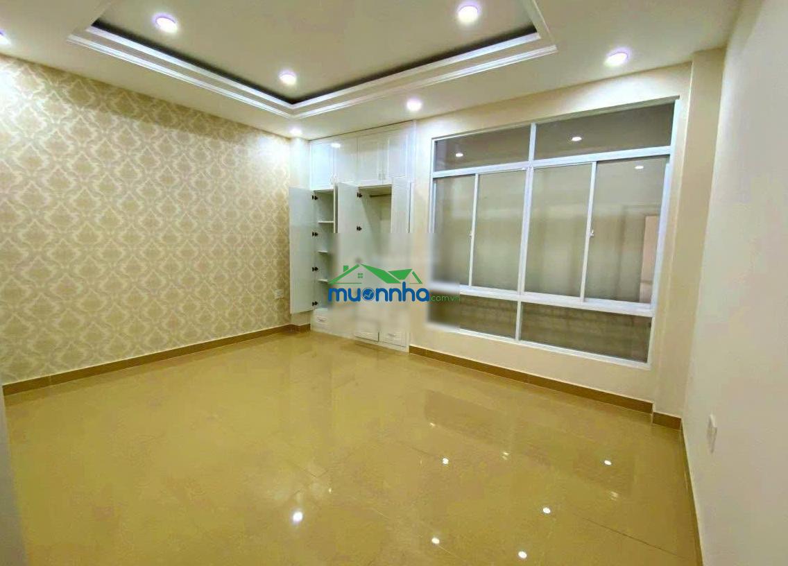 Bán nhà 4 tầng - dt 80m2 (5x16m) - gần chợ bình triệu - đối diện đh luật - 3