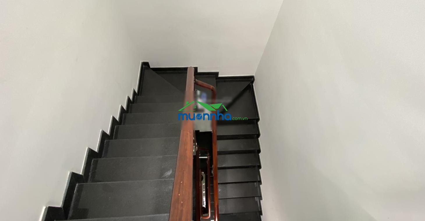 Nhà 4 tấm góc 2mt 1 chủ từ đầu 8x14m thạnh xuân q12. giảm hơn 2 tỷ, chốt ngay thôi