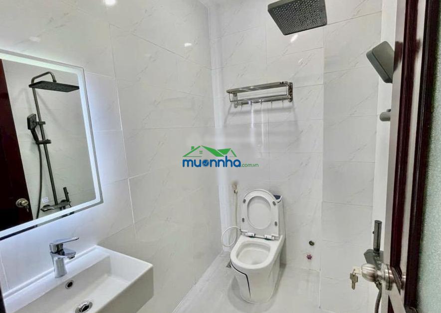 Huỳnh tấn phát quận 7, 4 tầng 4pn full nội thất, dt 4m x 16m, xe hơi đỗ cửa, hẻm thông, nhỉnh 7 tỷ - 3