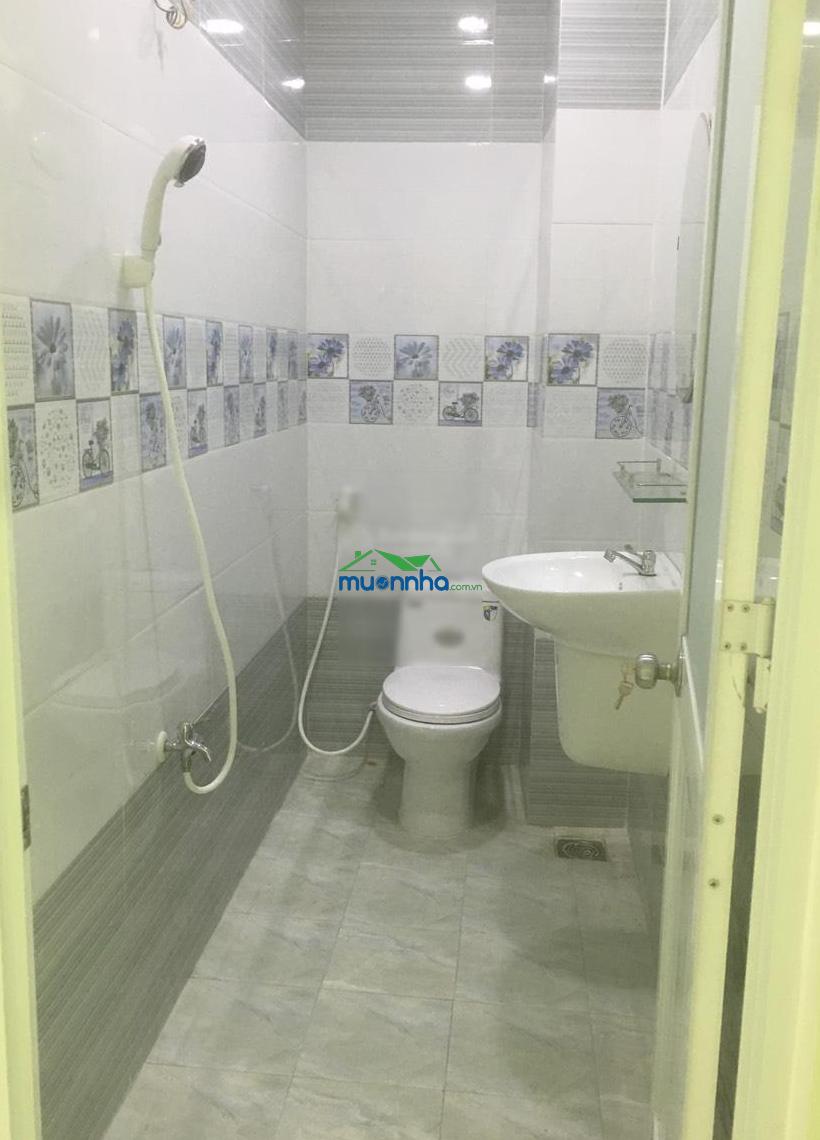 Bán nhà hẻm 3m phạm văn chí, 38m2, 2 lầu, 4 phòng - 4