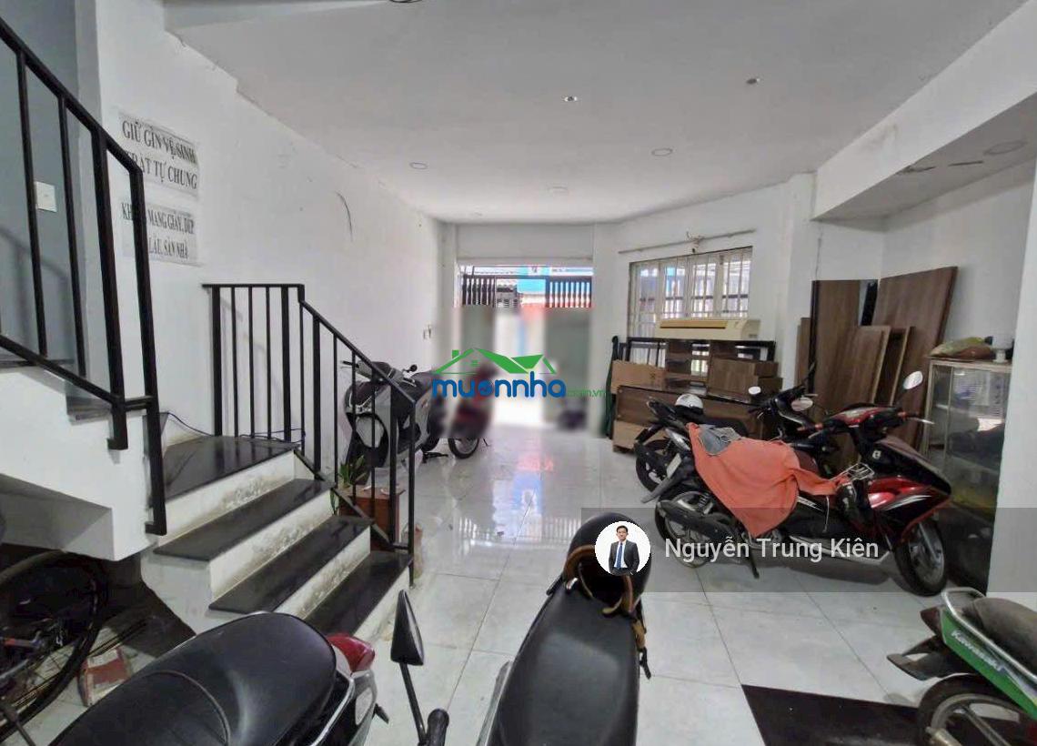 Nhỉnh 9 tỷ, bán nhà 71m2, hxh 6m trần xuân soạn, dòng tiền 22tr/tháng - 2