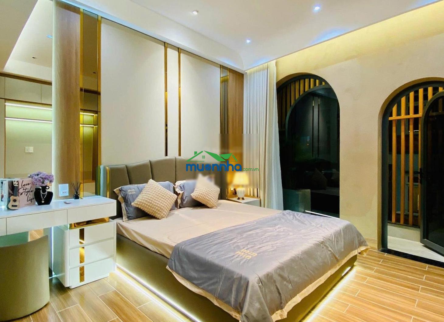 Nhà ngộp nguyễn phi khanh - quận 1. giá 4 tỷ 4 / 82.3m2 đang cho thuê 30 triệu. gần chợ tân định - 4