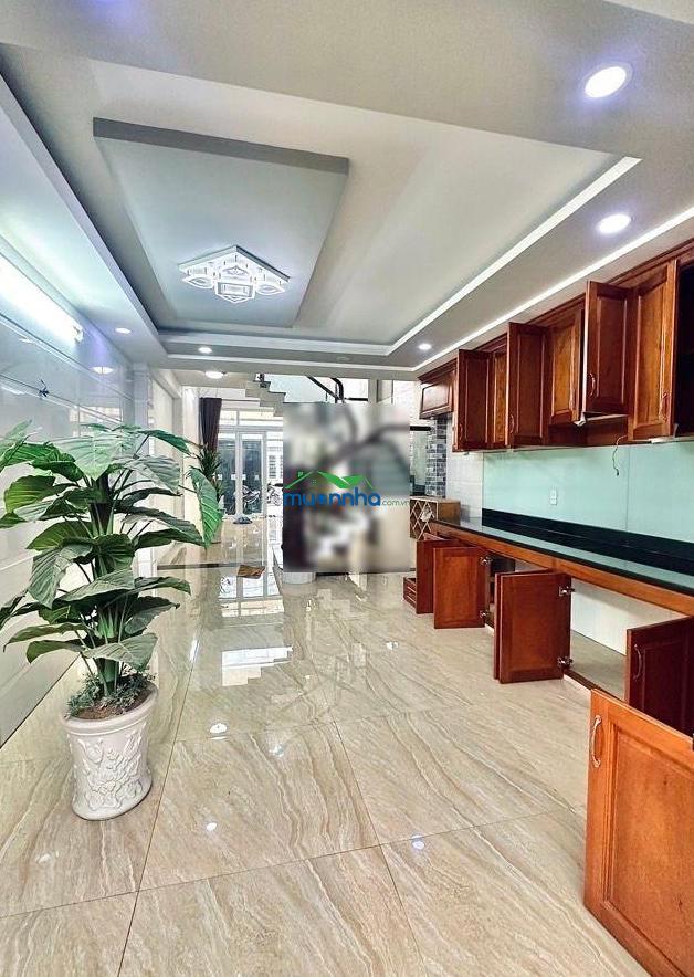 Nhà đẹp ngay khu phân lô phan huy ích - hẻm nhựa thông ô tô - 5 tầng - dt 4x17m - sổ vuông a4 - 4