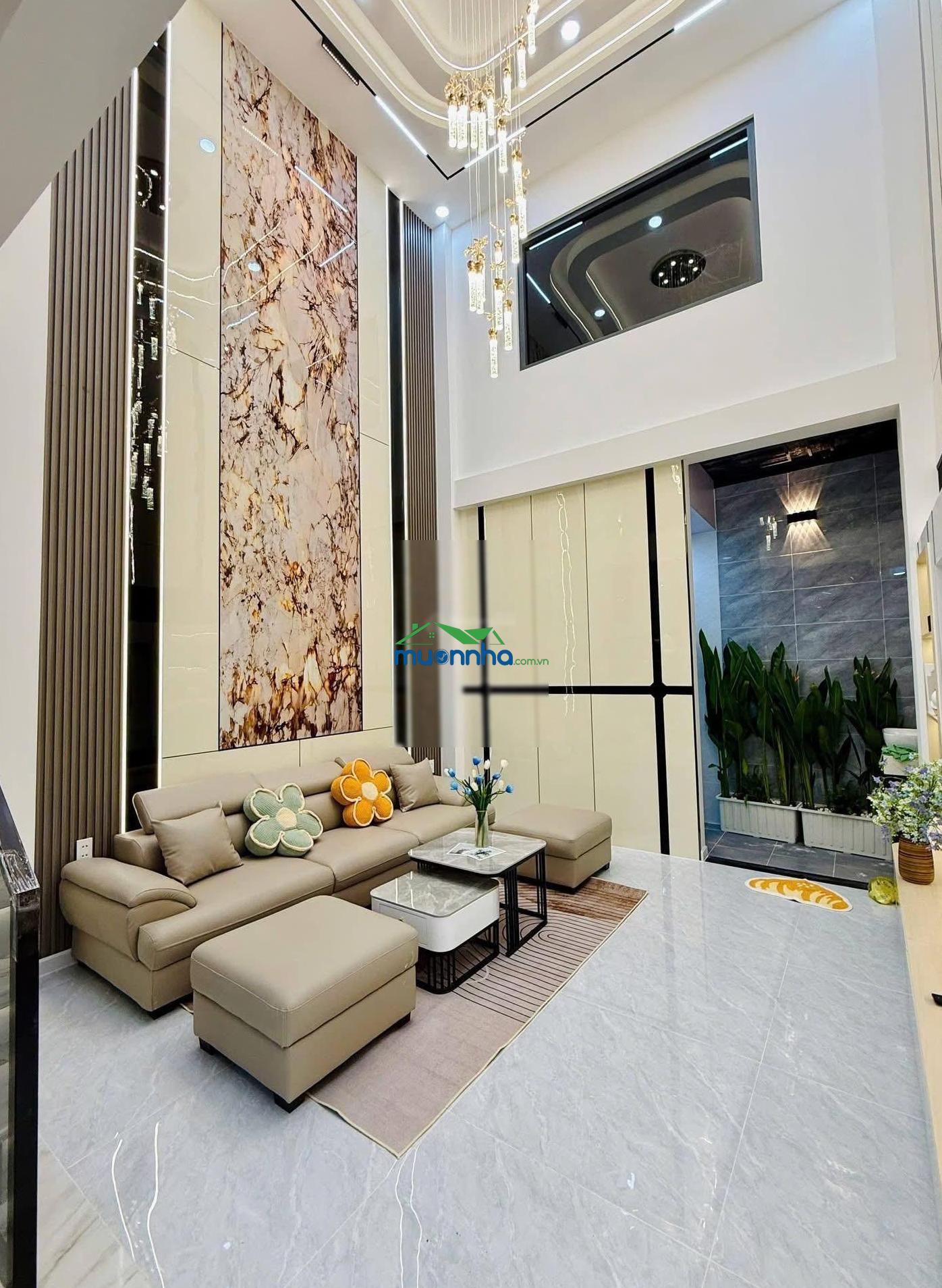 Nhà phố 1 lửng 3 lầu cao cấp hẻm 1 trục tl37 ngay uỷ ban phường - ngã tư ga. dt. 4m x 13m. giá tốt