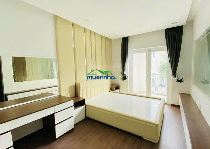 Nhà mt đường số 10m, dòng tiền 40tr, chợ tân quy q7 80m ngang 5m, chỉ 8 tỷ