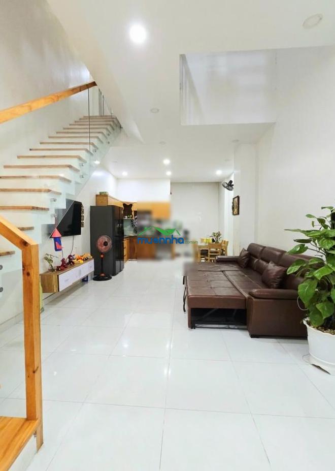 Nhà phố 3 tầng 71m² đường trường lưu gần chợ long trường quận 9