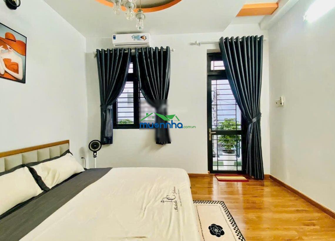 Diện tích to 3 tầng lầu bề thế- hẻm xe tải- 4 phòng ngủ đường phạm văn chiêu- ngay nhà thờ thạch đà