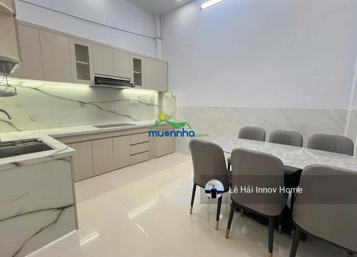 10,8 tỷ - sát lữ gia (4x14m, 4 tầng - nhà mới ở liền) - đường 7m, xe hơi vào nhà - giá tốt