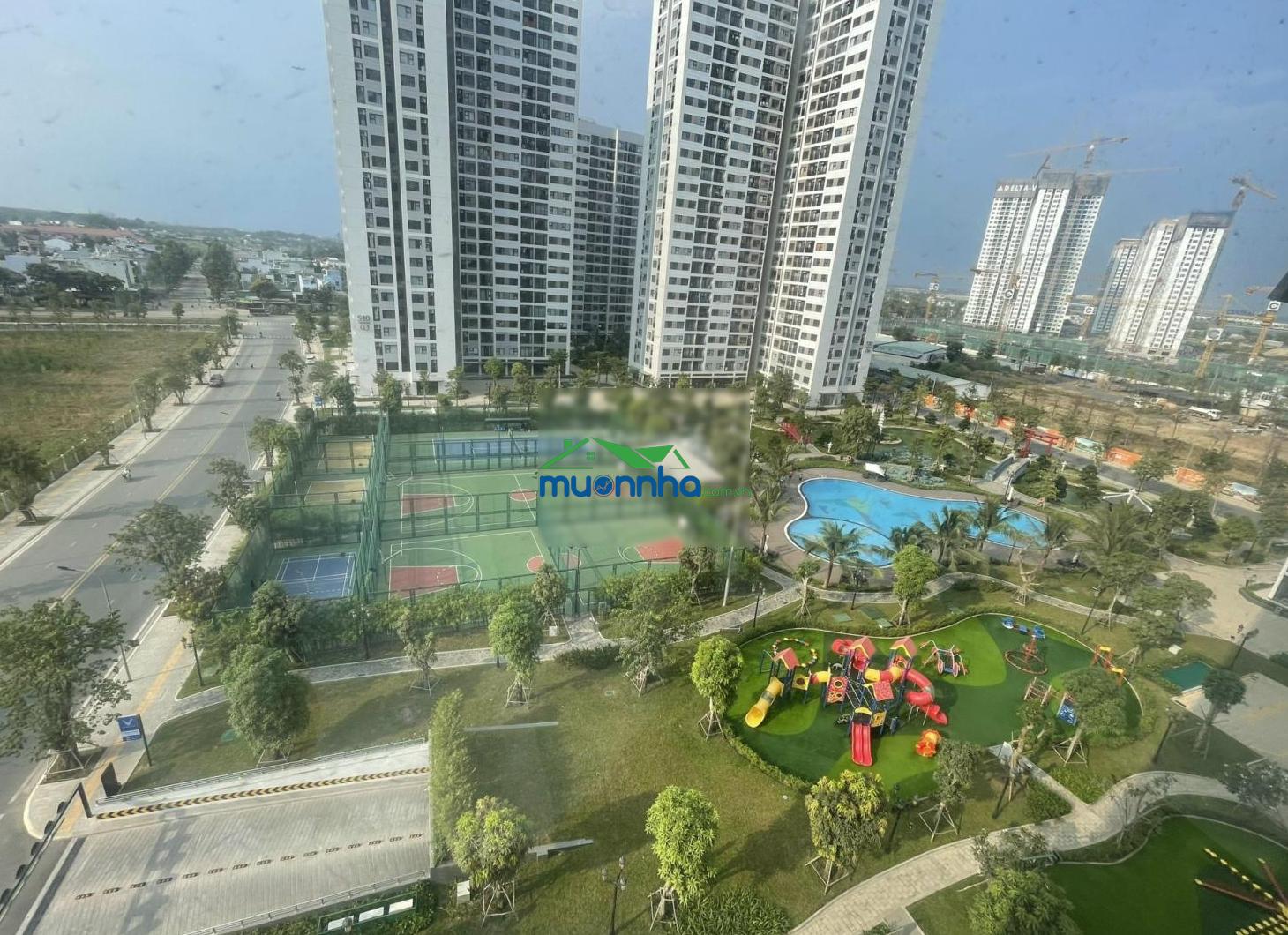 Chủ nhà gửi bán gấp căn hộ góc 3pn vinhomes grand park, chỉ 3,1 tỷ - 3