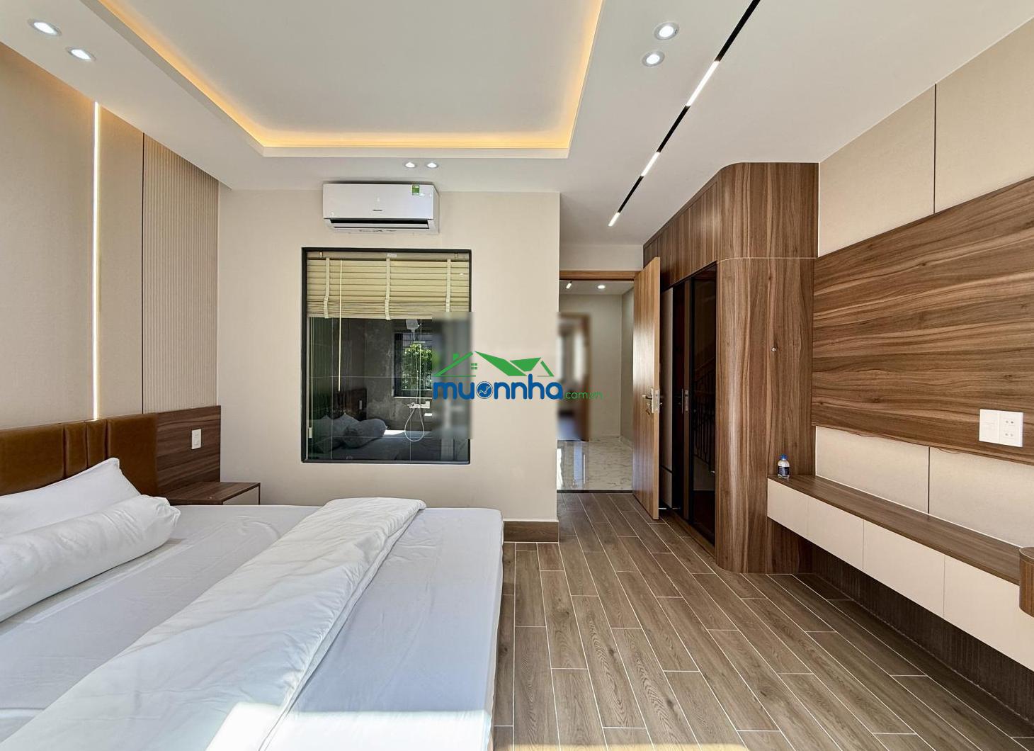 Nhà sát gò vấp, chưa qua ql 1a, dt:4.2x17m, lửng, 3 lầu, 4pn, gara ô tô, sân thượng, hướng đông nam - 4
