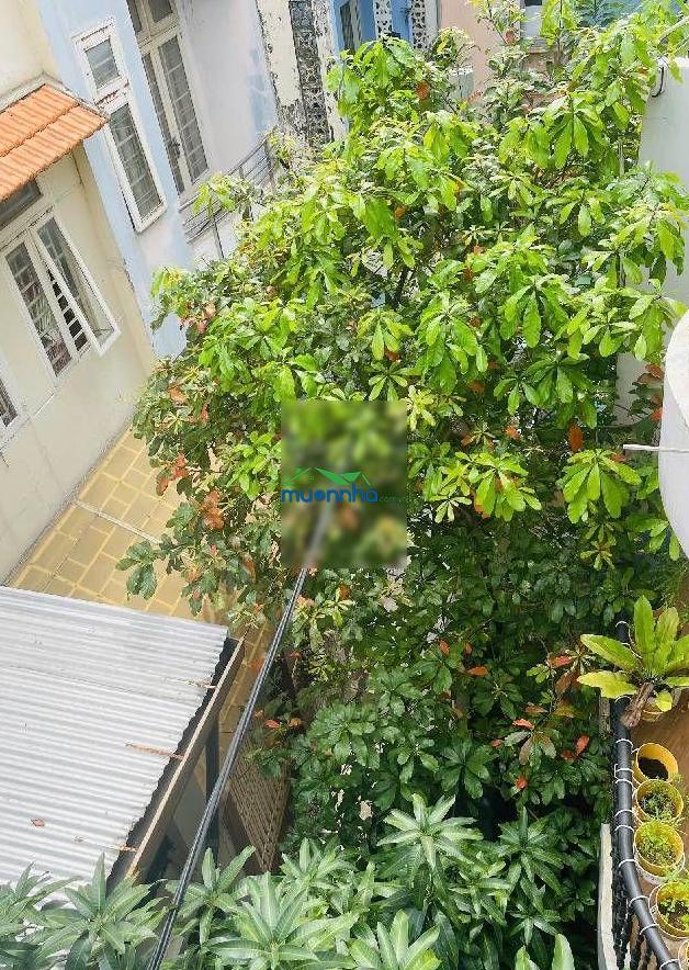 Gấp bán nhà đẹp 3tầng 55m2 - ngang khủng 11m, hoàng văn thụ vị trí vàng - chỉ 8.x tỷ (trong tháng) - 2