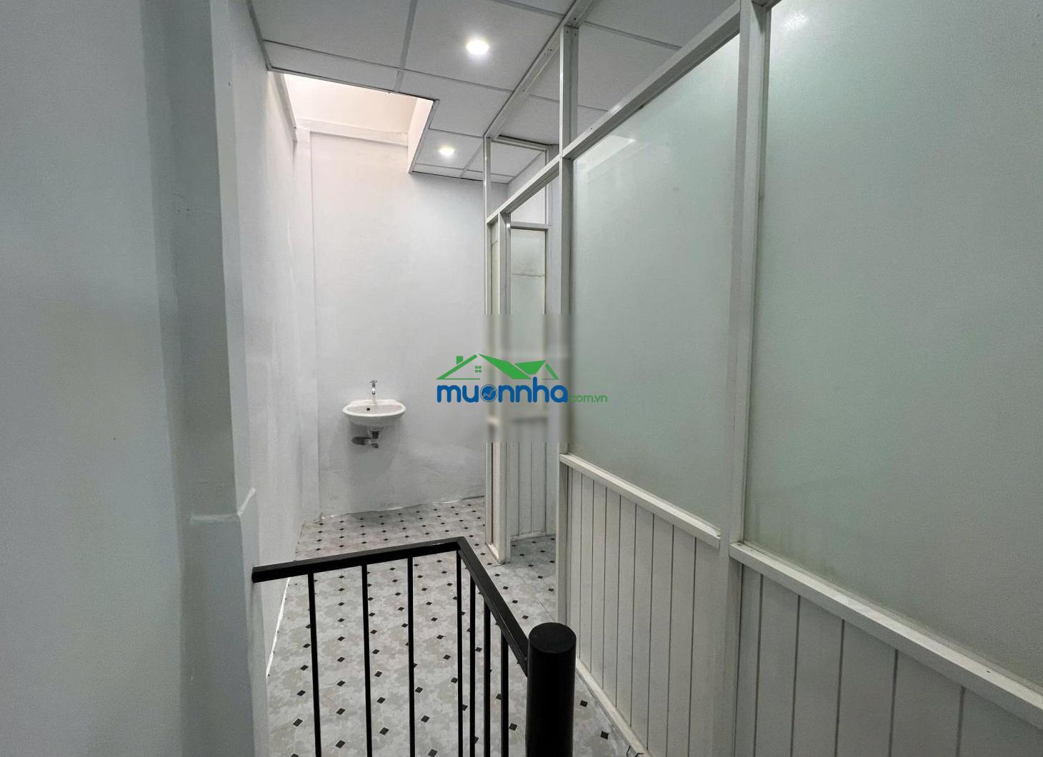 Bán nhà quận 11 hẻm 62 lê đại hành giá 3.3 tỷ - 4