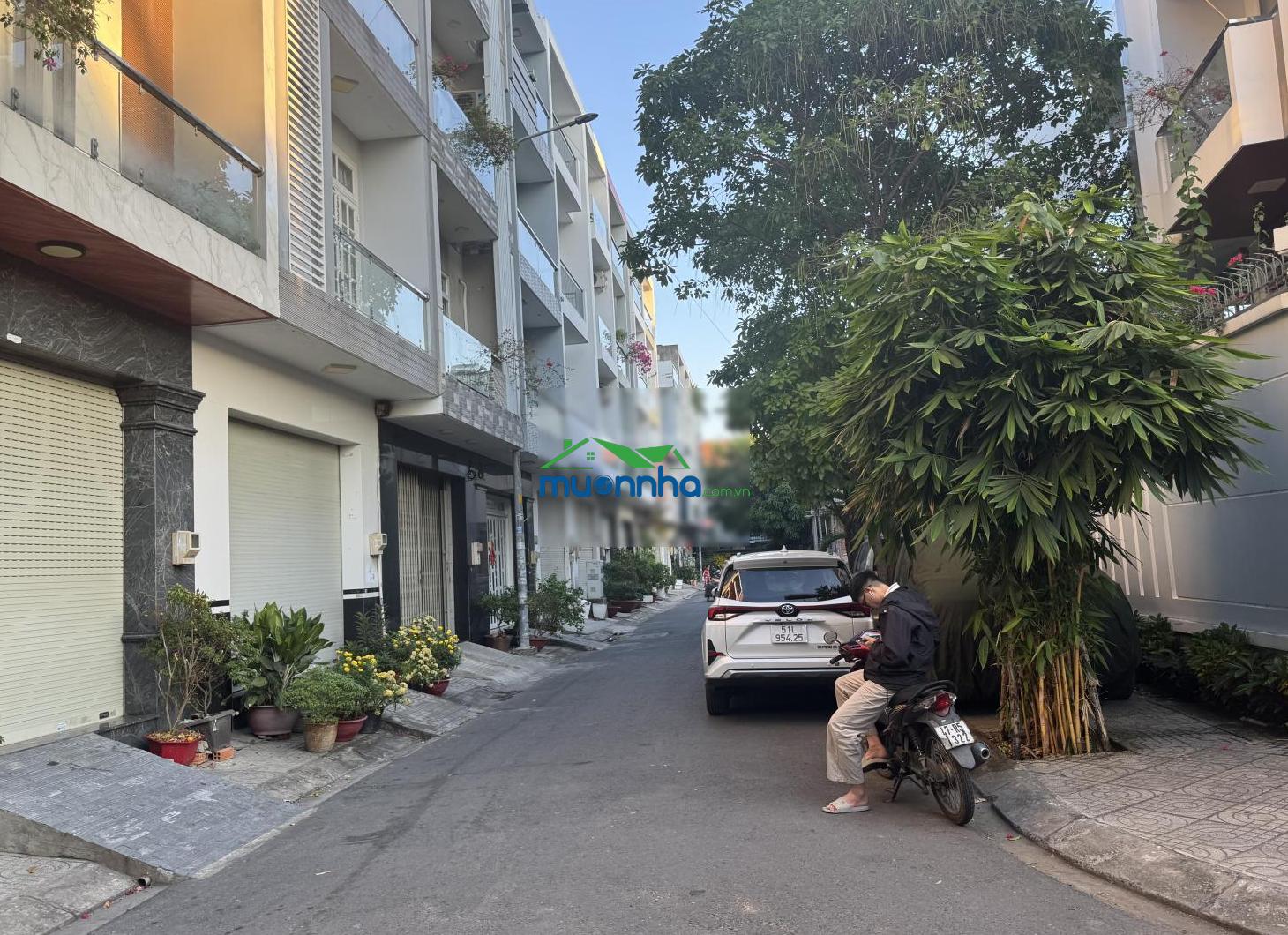 Khu ẩm thực bông sao xe hơi đỗ cửa trung tâm quận 8, 83m² giá 6,7 tỷ