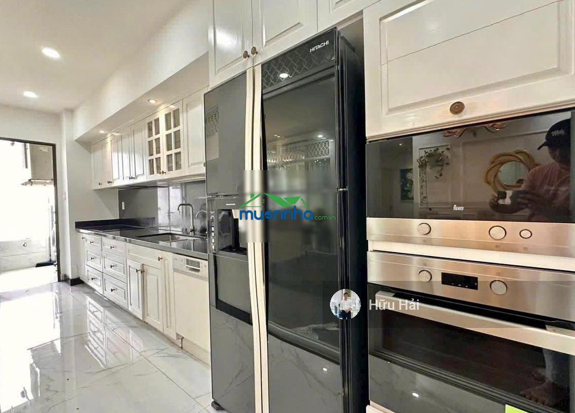 Cho thuê 3pn 99m2 giá siêu tốt chỉ 20 triệu tại golden mansion, view đẹp, ban công dài rộng