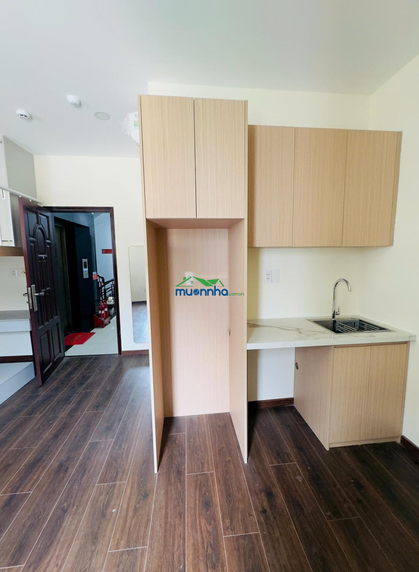 Giảm 3 tỷ - chdv 5 tầng (6 x 18m) (15 phòng) thu nhập 120tr/th - giáp q1 - 40m ra mặt tiền xvnt - 4