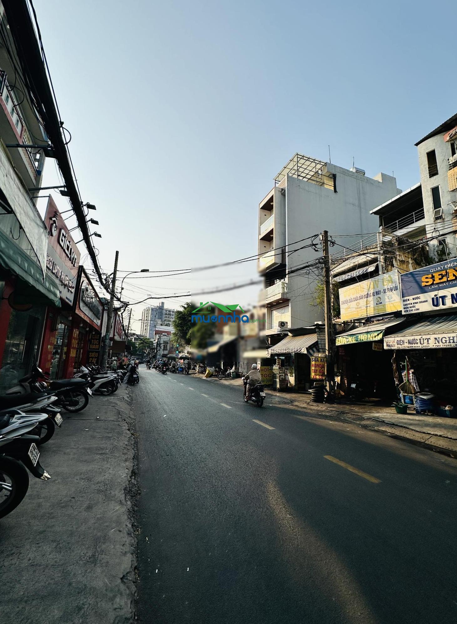 Trịnh đình trọng - 5 tầng - 8x23m - thang máy - 12p chdv - dtsd 800m2 - đường 12m - 2
