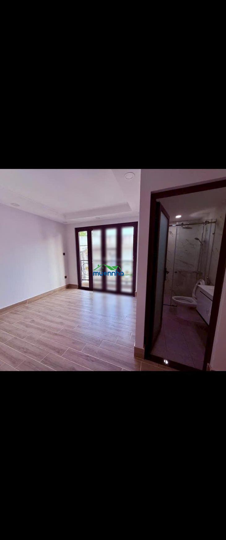 Chinh chủ gửi bán căn nhà 1 lửng 2 lầu +sân. thượng gồm 4 phòng ngũ 5 tolet tổng diện tích sàn 149m - 2