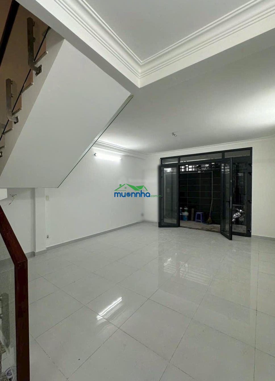 Nhà riêng gần 200m², ngang 5 dài 16m. bán gấp 10,5 tỷ - đã giảm 2 tỷ - 4