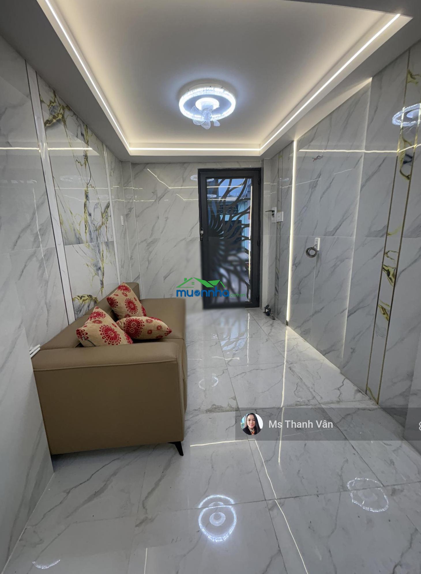 Chủ nhà 3.5x15m nhà có 2 bếp - giảm 500 còn 5ty950 sổ có,gần chợ bình tiên xem video đẹp 0938 295 ***