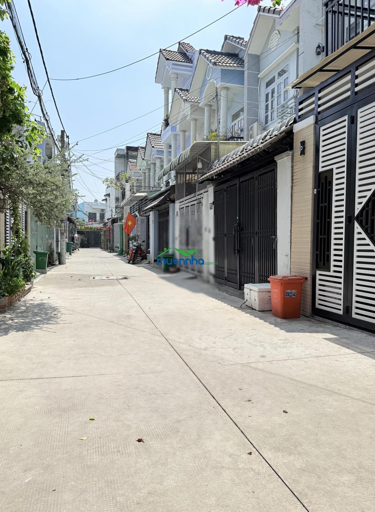 Nhà thạnh xuân 25, q12 - ô tô đỗ cửa - dt 52 (4x14m) - 3 tầng btct vào ở ngay - 4.9 tỷ tl - 4
