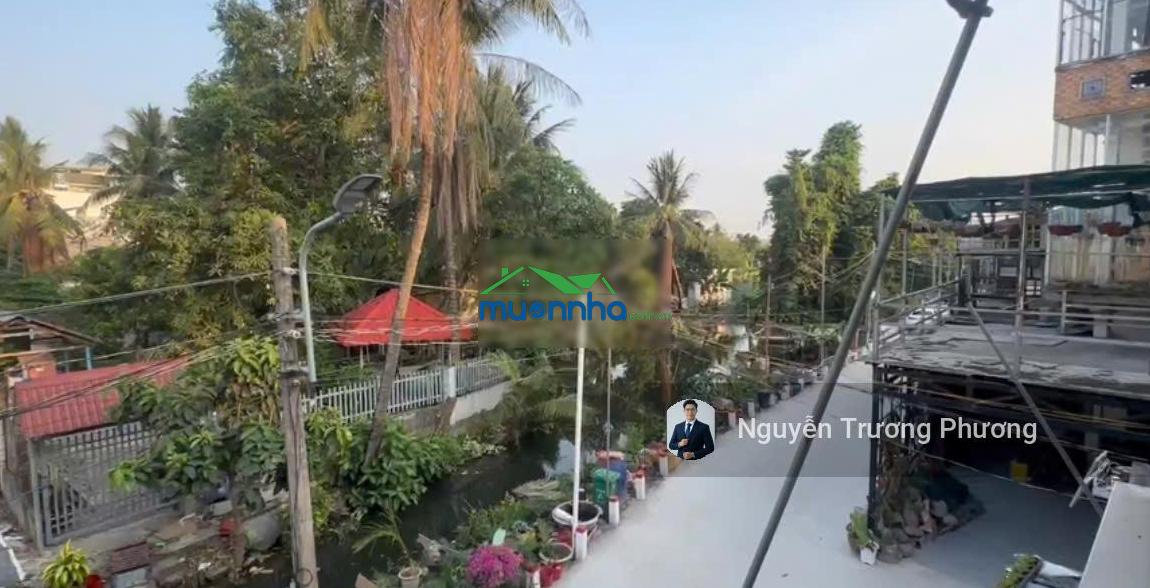 124.1m2 (9,8x13,5) nhà sát ql13 chỉ 50m ngay bệnh viện qt hạnh phúc -căn đôi riêng biệt ở +cho thuê
