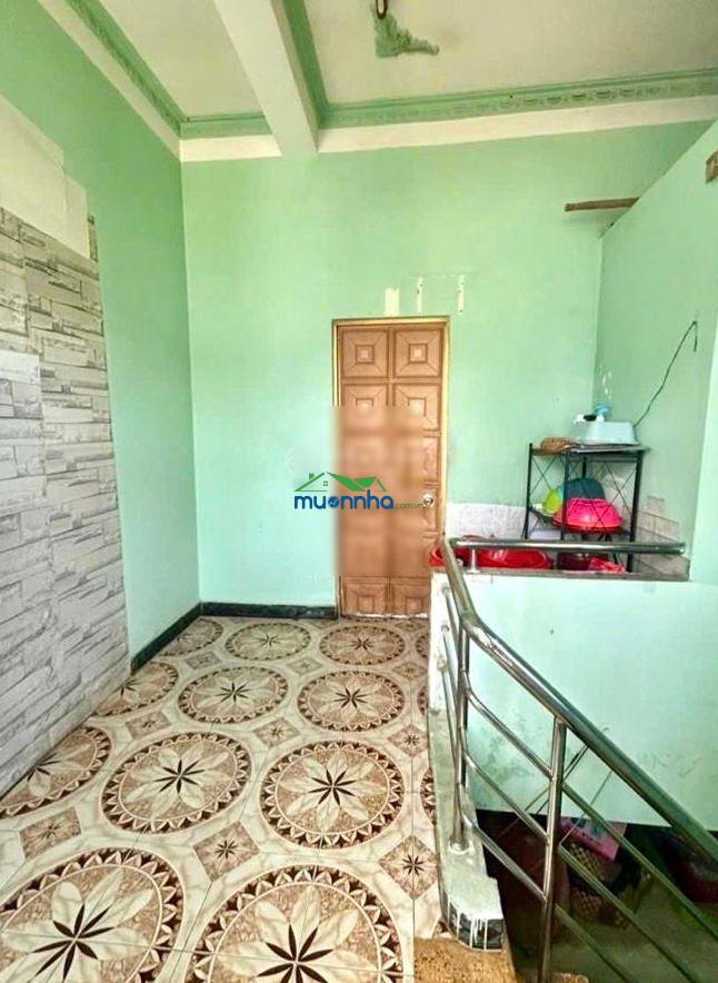 Bán nhà xóm đất (6 x 11m) 3 tầng đúc, hiện ngăn đôi, sát mặt tiền hơn 9 tỷ