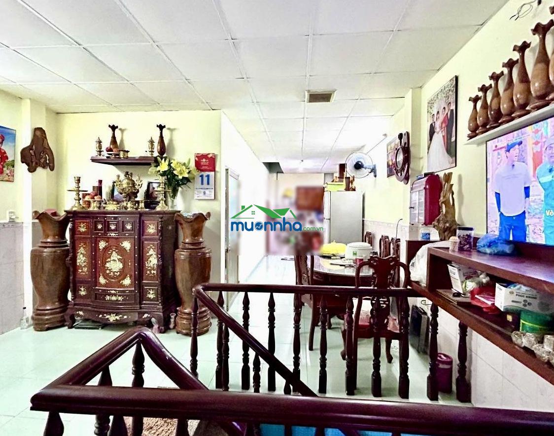 Diện tích 60m2 sàn - khu vip đồng đen - hẻm ô tô 5m - 4 pn chỉ nhỉnh 6 tỷ - 2