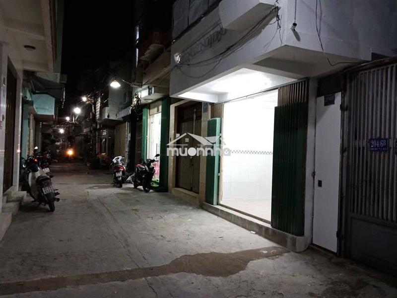 Cho thuê nhà hẻm xe cao đạt quận 5