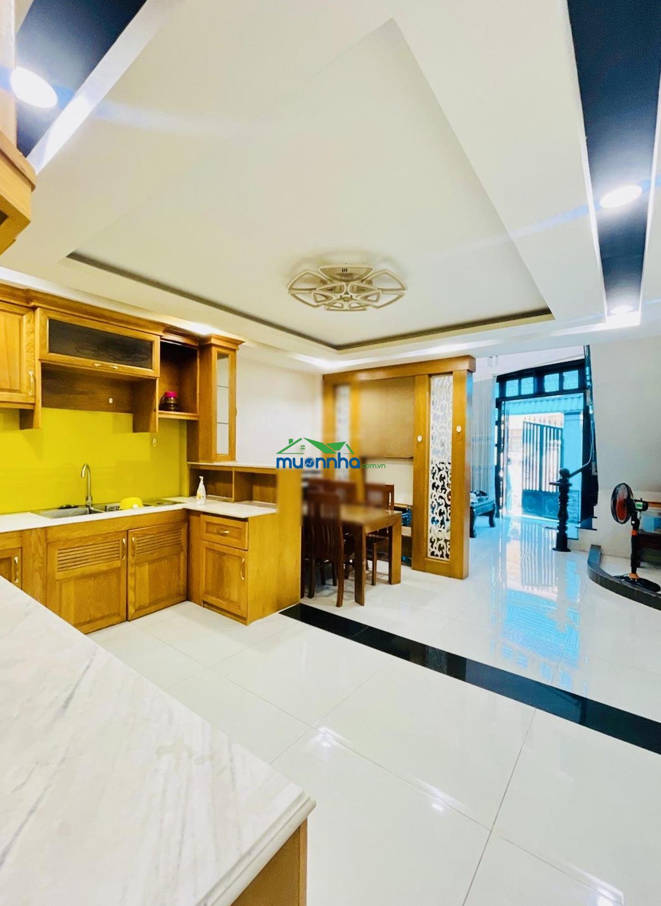 Nhích 7 tỷ, 60m2, 4 tầng, ngang 4,6m cạnh mt dương quảng hàm