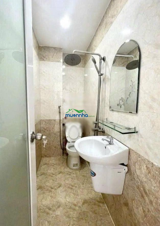 1806 huỳnh tấn phát hxh, 1 trệt 2 lầu sân thượng, 4pn, 4 wc, 4,1m x 12,5m, 50m2 -tặng full nội thất
