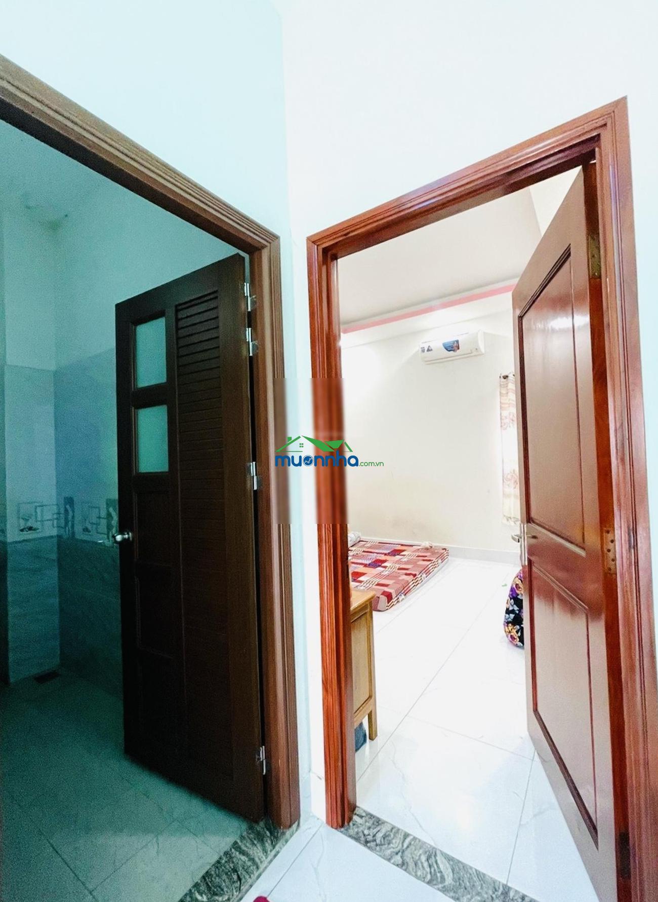 Chính chủ bán nhà hẻm xe hơi. 1 trệt 2 lầu. dt 4m x 13m. nhỉnh 5 tỷ - 2