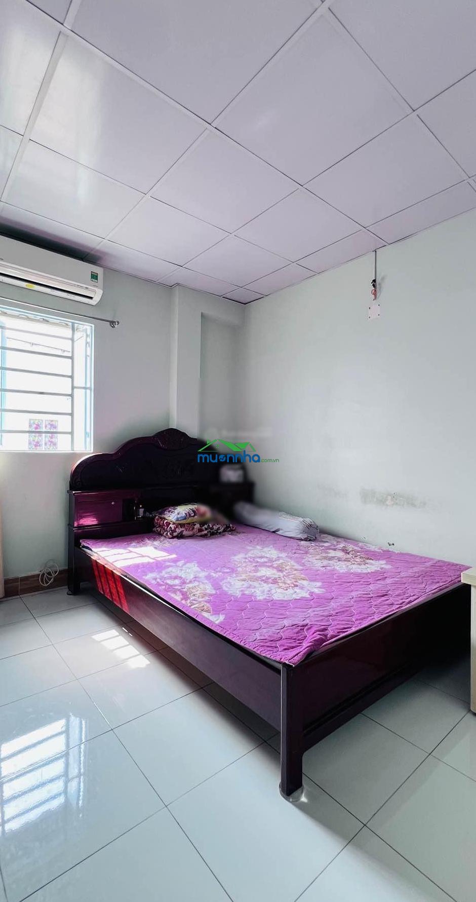 Bán nhà tân thuận - dt: 5m x 13m,nở hậu - có sân trước đỗ xe - gần trường học bệnh viện - nhỉnh 6t