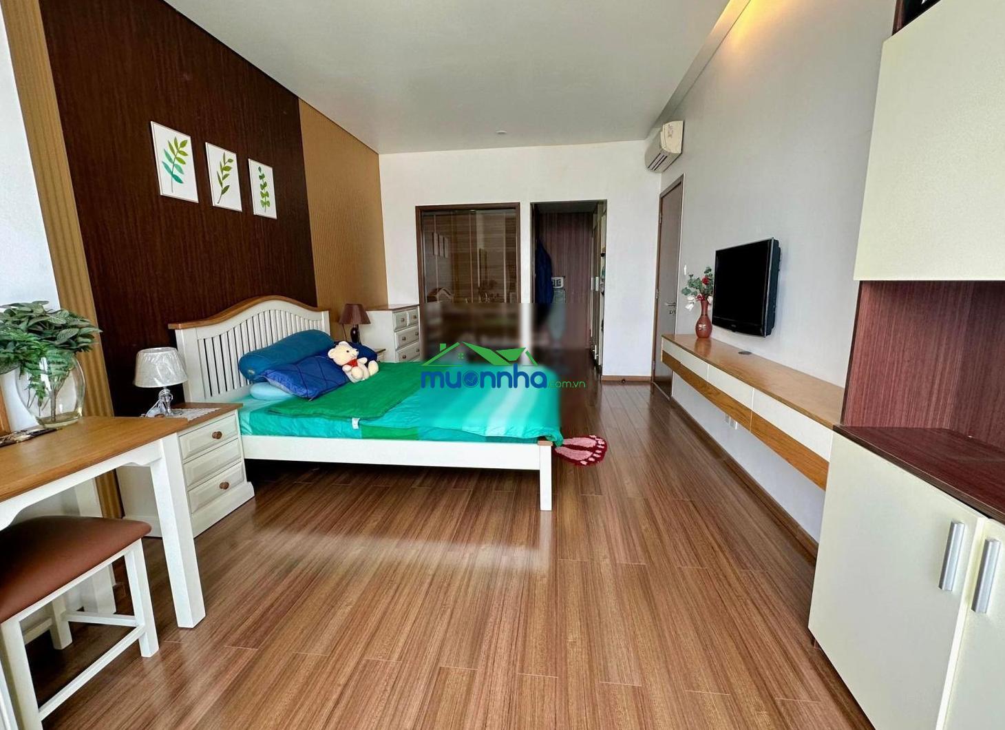 Chính chủ cần cho thuê căn hộ mới, đầy đủ nội thất cao cấp, diện tích: 132m2, 3pn, 3wc