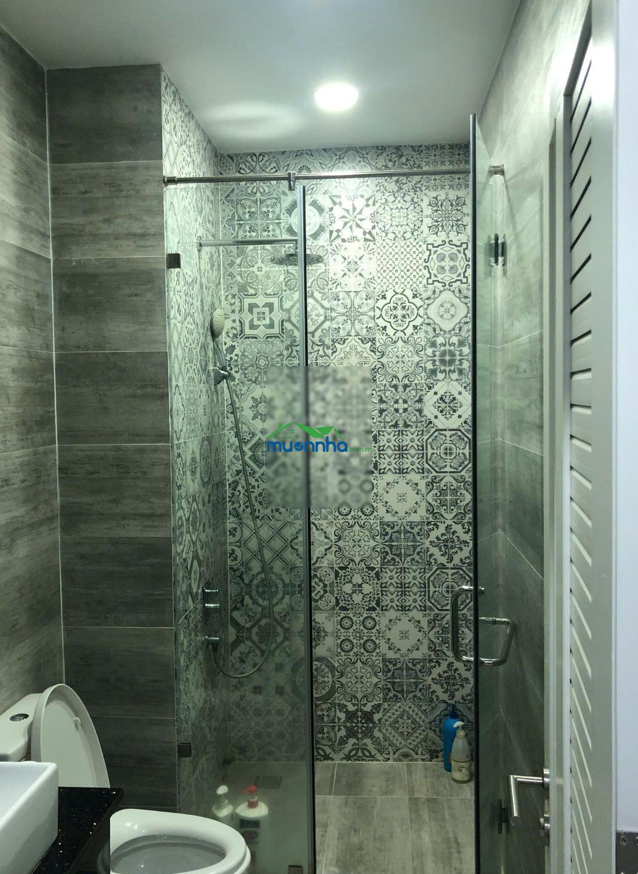 Giáp quận 10 gần vòng xoay lê đại hành. 55 mét đúc cứng bê tông hẻm xe hơi cho thuê có dòng tiền 20 - 3