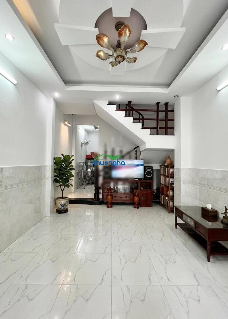 Đường xe hơi 7m giá chủ ngộp chỉ 4 tỷ 350 nhà đẹp vào ở ngay - 3