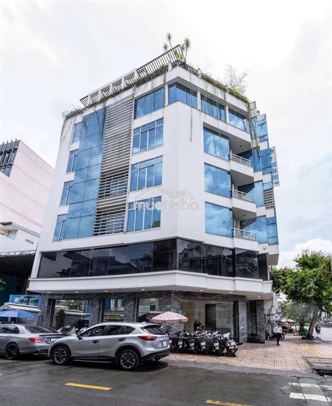 Diện tích 👉 9m x 18m 1trệt 5lầu sân thượng thang máy pccc đạt chuẩn