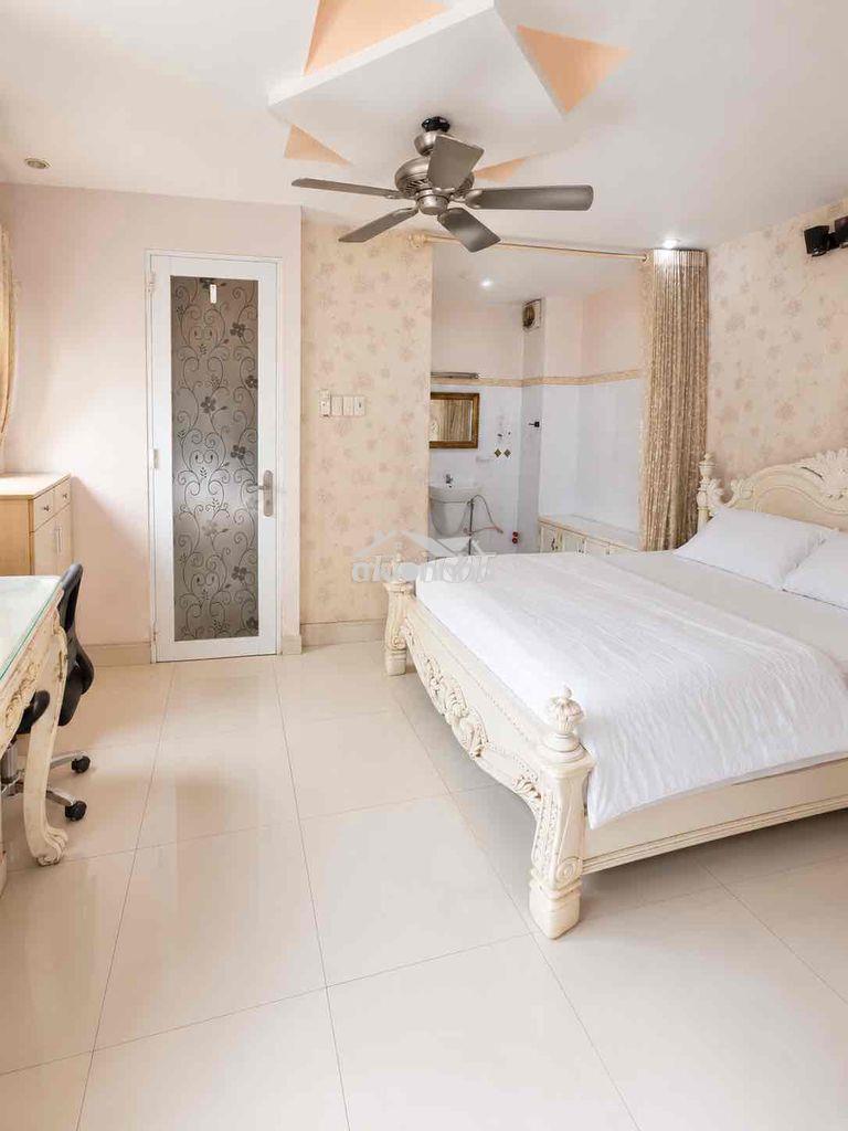 Phòng trống – ưu tiên dọn vào ở ngay huỳnh văn bánh - pn giáp trần qua