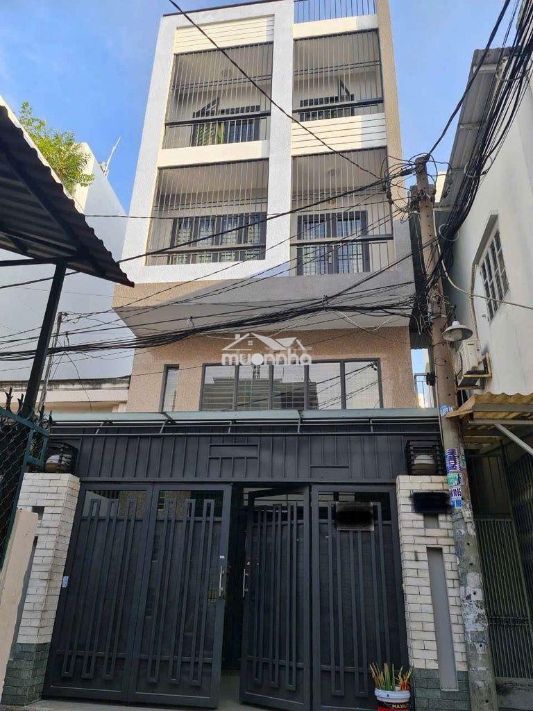 Chủ cần tiền bán gấp,nhà hoàng bật đạt,dt hơn 50m2,giá nhỉnh 5 tỷ