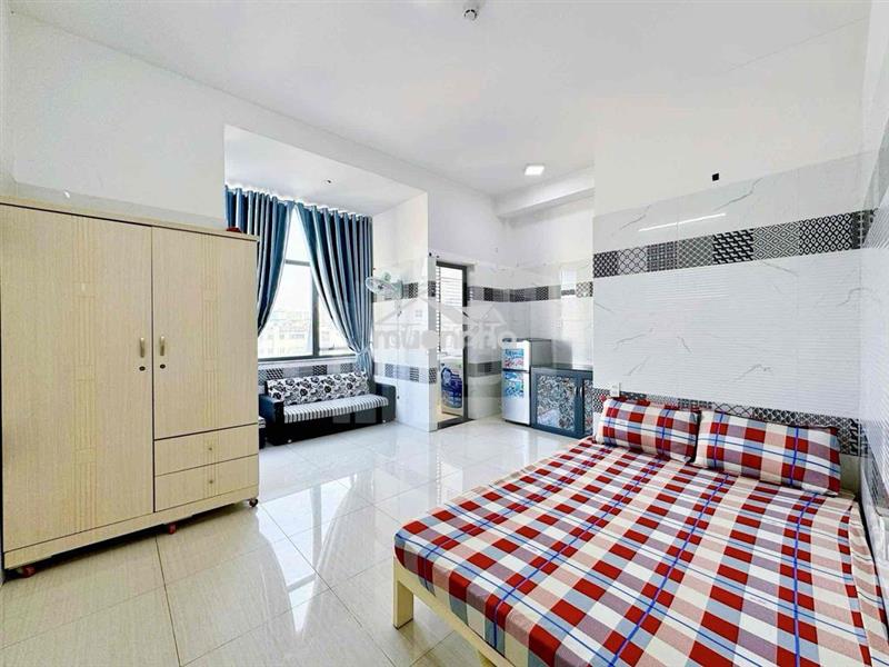 Studio mới xây bancol lớn ngay etown 2 cộng hoà💥