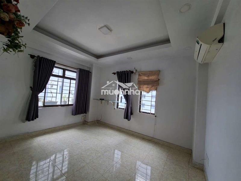 Cô hương cho thuê ch 2pn 1wc 80m nhà trống (có ml mnn) ban công 12tr