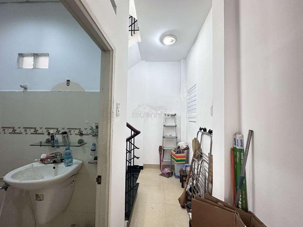 🏤 Nhà 5 tầng 35 m² hẻm xe hơi đ. cao thắng q3. giá tl 8,7 tỷ. - 3