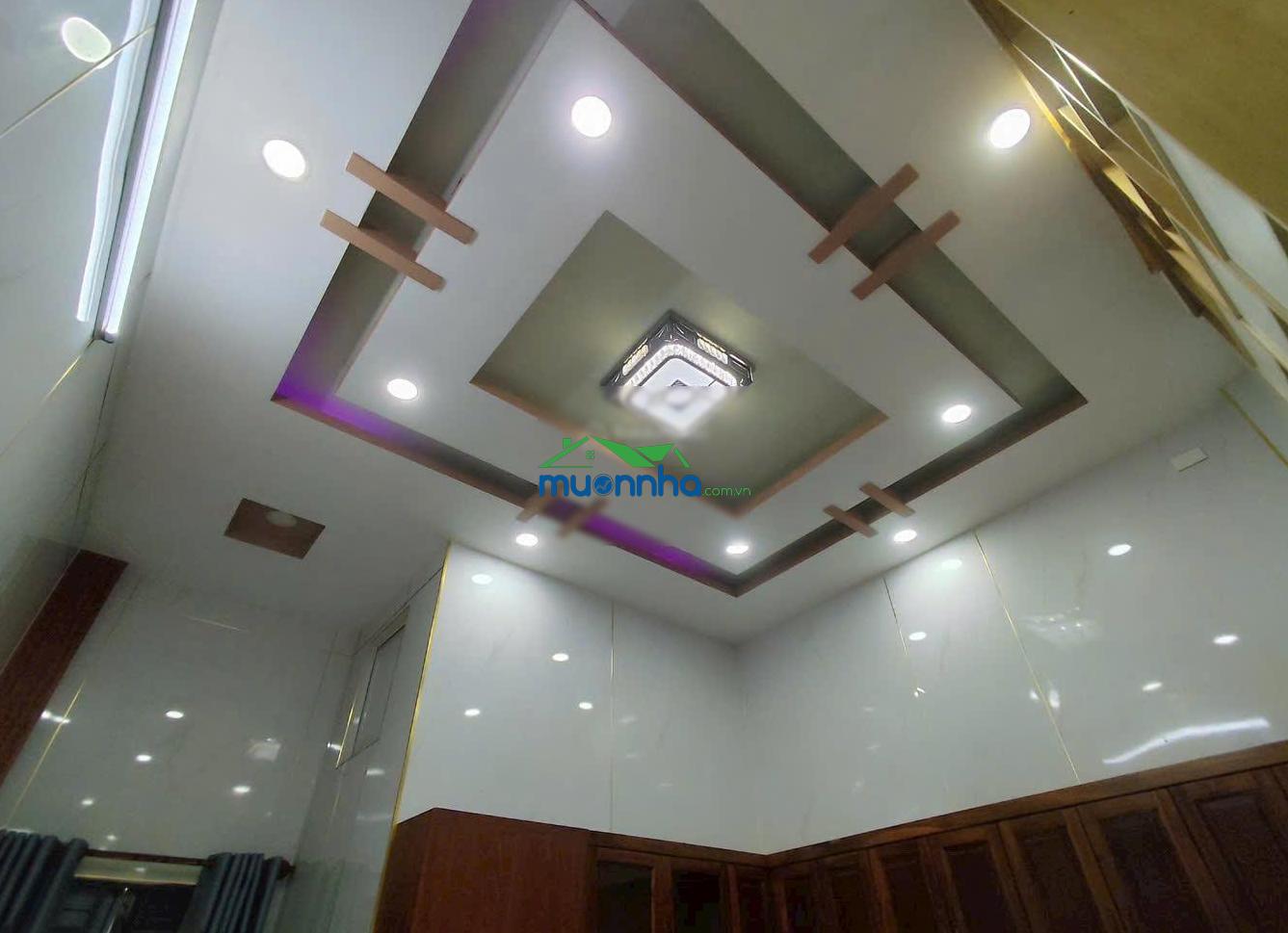 Nhà giá rẻ - phải xem ngay nhà 3 tấm, ngang 4x14m, giá 4,5 tỷ!