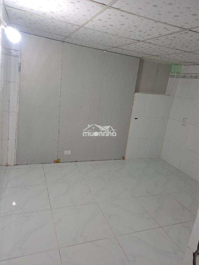 Nhà cấp 4,1 trệt, 1 lầu (gác đúc giả lầu) gần cầu phú long, chợ đường - 4