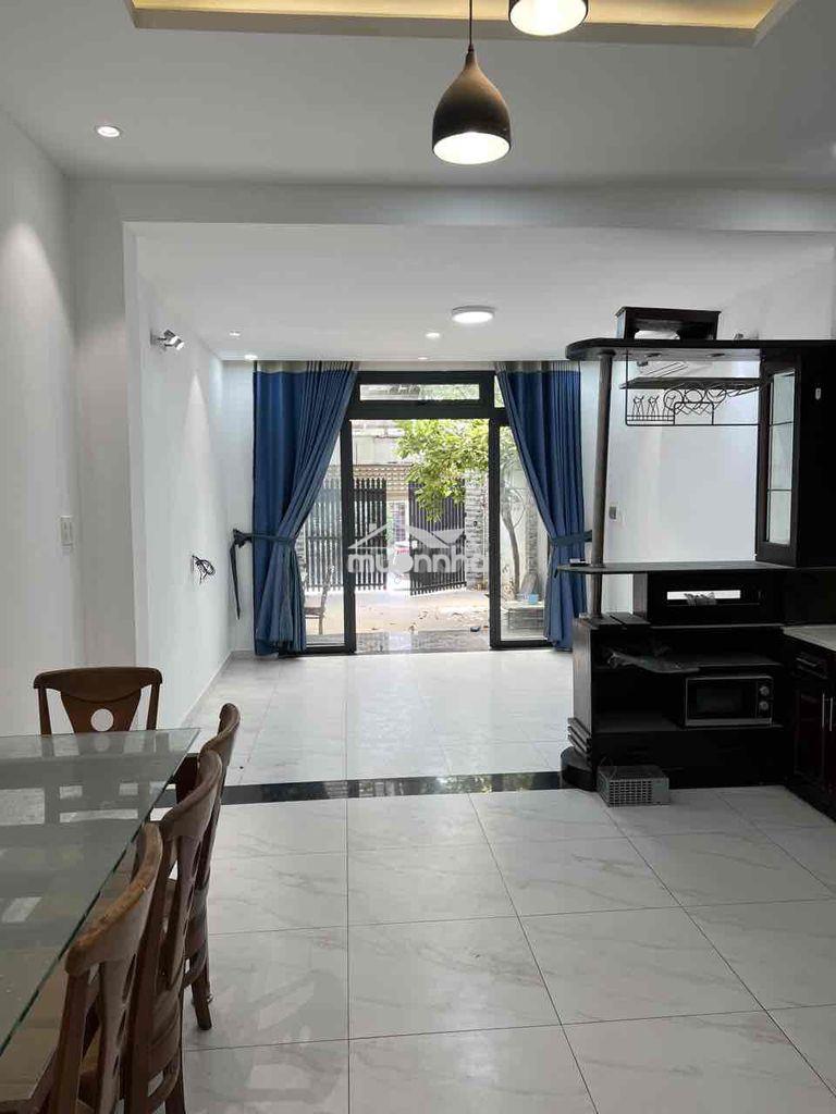Cho thuê nhà nguyên căn 110m2, hẻm ôtô đường số 4, thủ đức - cách metr