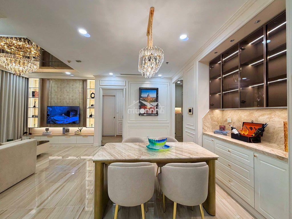 Bán gấp căn 2pn 10 tỷ, 82m2, toà landmark, có sổ tại vinhomes central - 3