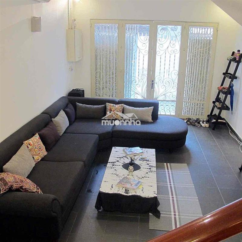 Cho thuê nhà hẻm📍dt: 4,5x18m🏡5pn 3wc🌸cách chợ bến thành vài bước chân