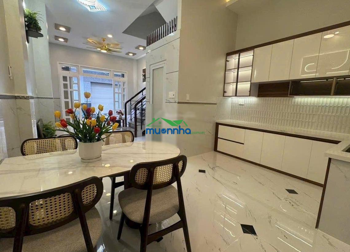 Bán nhà: đường hồng bàng, bình tiên, nguyễn văn luông, p. phú lâm q6, dt 4.2 x 14m, giá 3.56 tỷ - 4