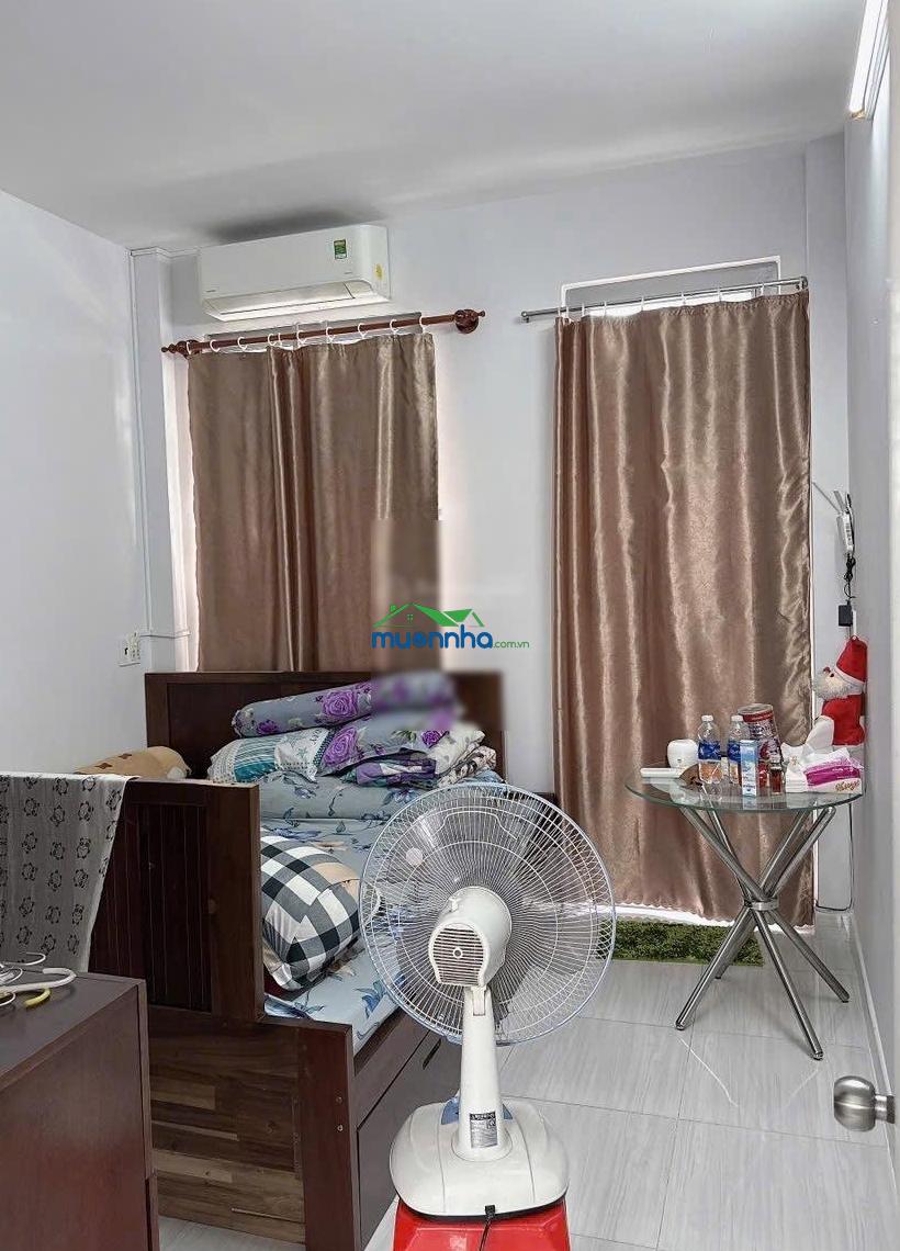 Cực tốt 3,86 tỷ - 3 tầng đúc kiên cố - cách 10m ra hxh lê văn quới - sát bốn xã