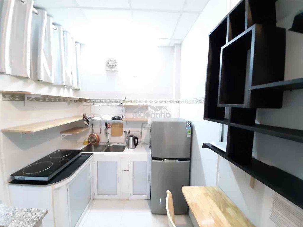 Phòng riêng 2 người - máy lạnh - đồng hồ điện riêng - ngã tư hàng xanh - 4