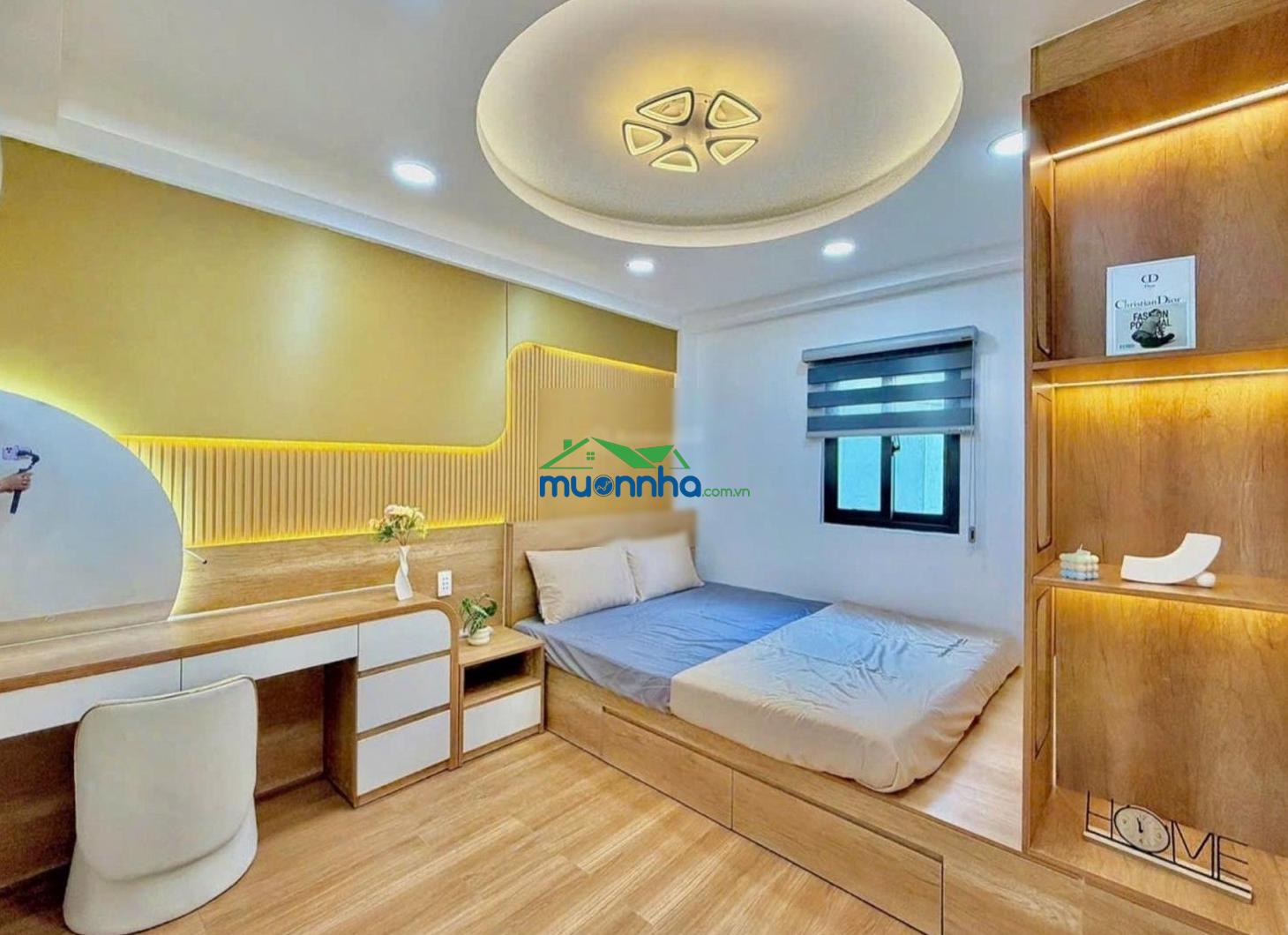 Bán nhà đẹp 40m2 - gần phan xích long - 4 tầng - phú nhuận - hẻm xe hơi 8m - 9,x tỷ tl
